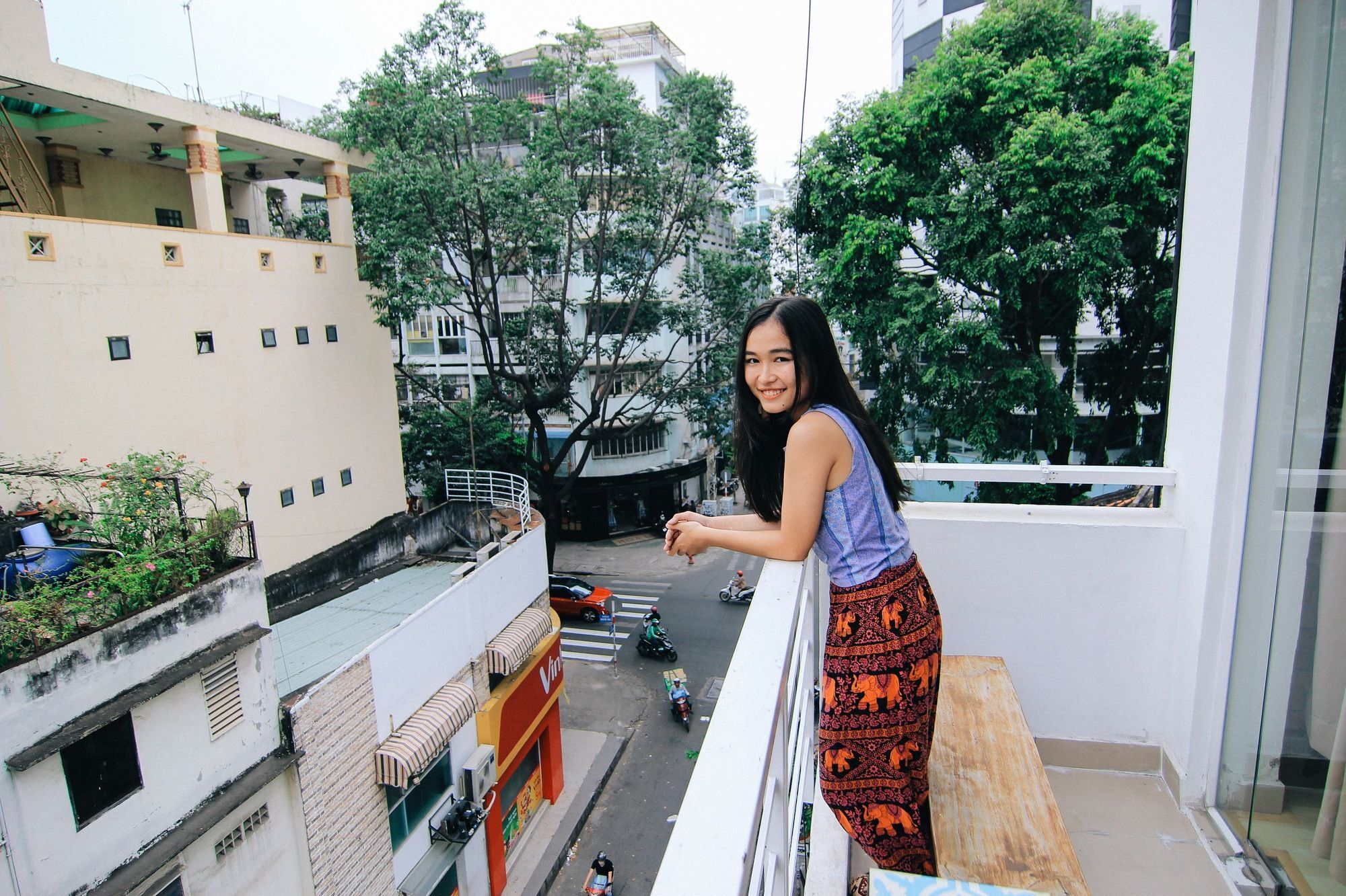 Wanderlust Saigon Hostel & Rooftop Bar Thành Pho Ho Chí Minh Esterno foto