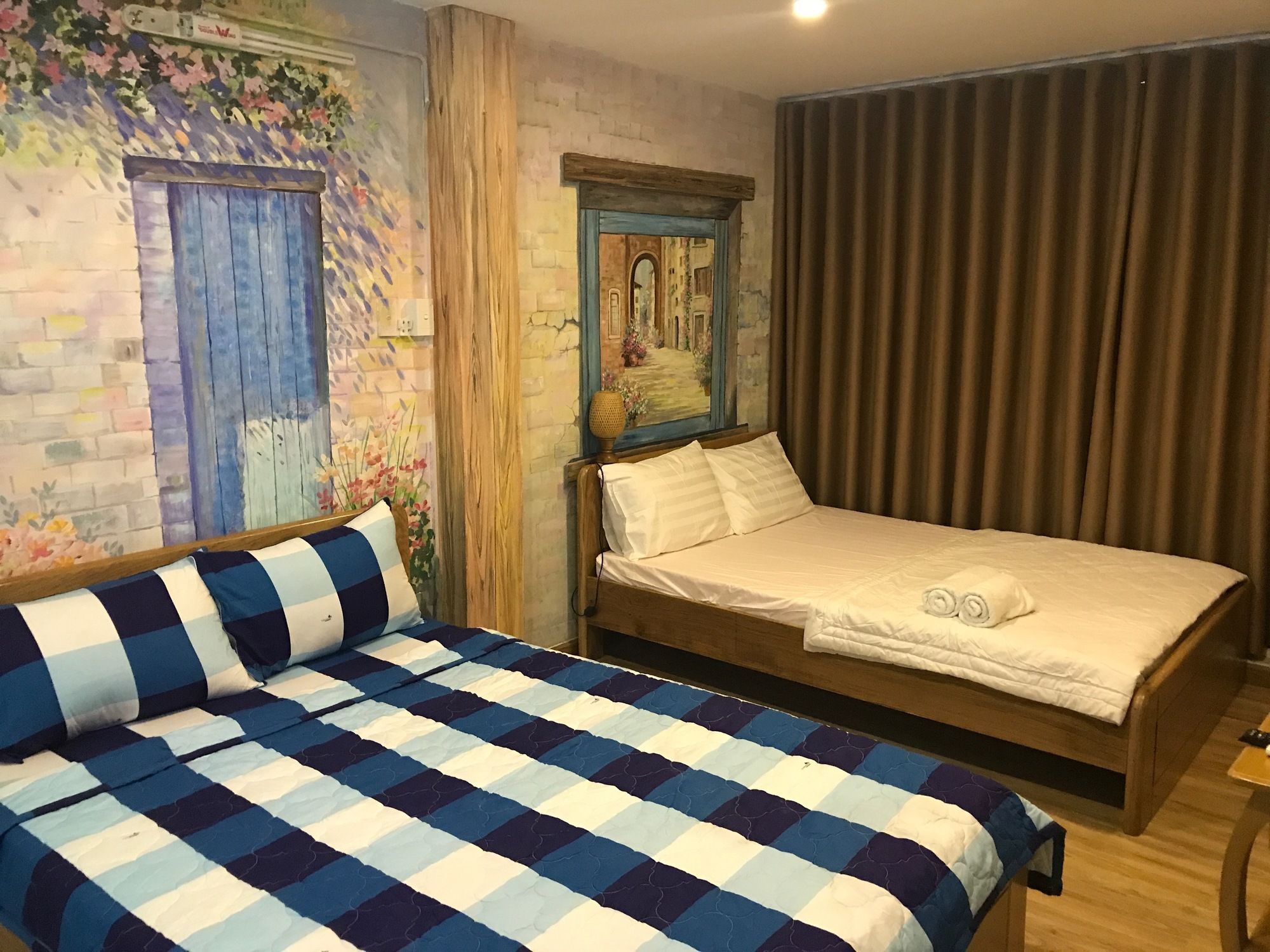 Wanderlust Saigon Hostel & Rooftop Bar Thành Pho Ho Chí Minh Esterno foto